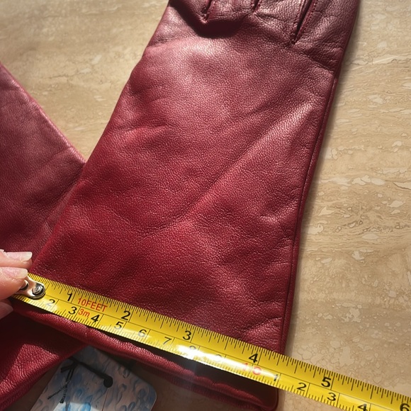 Red Winter Gloves Womens Genuine Leather Isotoner WeatherShed WaterResistant NEW - Picture 4 of 7